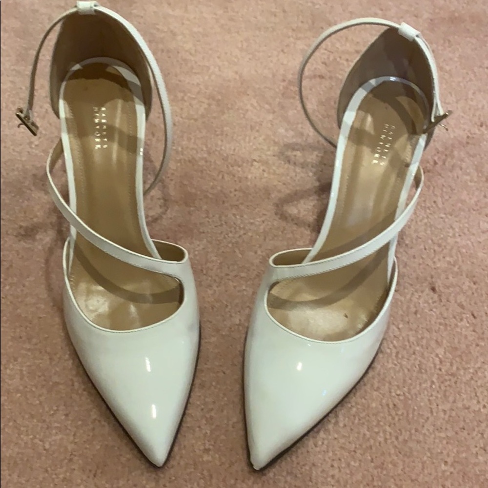 Barney’s New York Patent leather White PUMP
